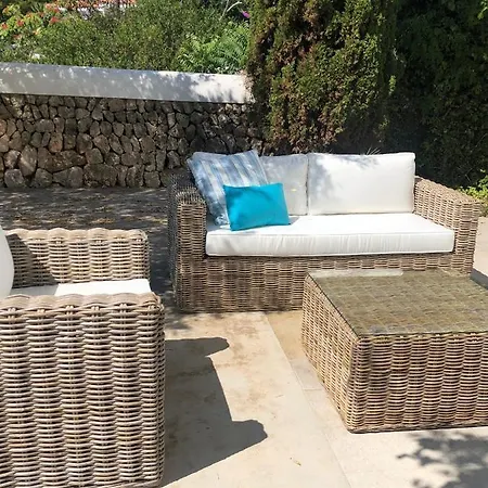 Splendide Les Pieds Dans L'eau Dans La Baie De Mahon * Es Castell (Menorca)