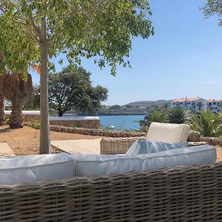 Splendide Les Pieds Dans L'eau Dans La Baie De Mahon Villa *