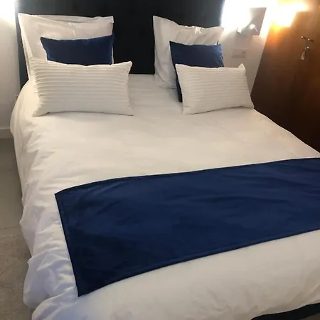 Villa Splendide Les Pieds Dans L'eau Dans La Baie De Mahon Es Castell (Menorca)