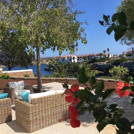 Villa Splendide Les Pieds Dans L'eau Dans La Baie De Mahon *