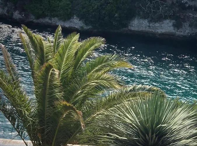 Villa Splendide Les Pieds Dans L'eau Dans La Baie De Mahon *